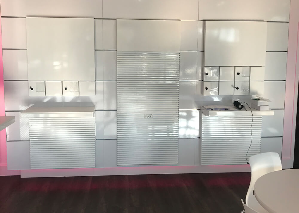 wireless carrier retail fixture assembly 6